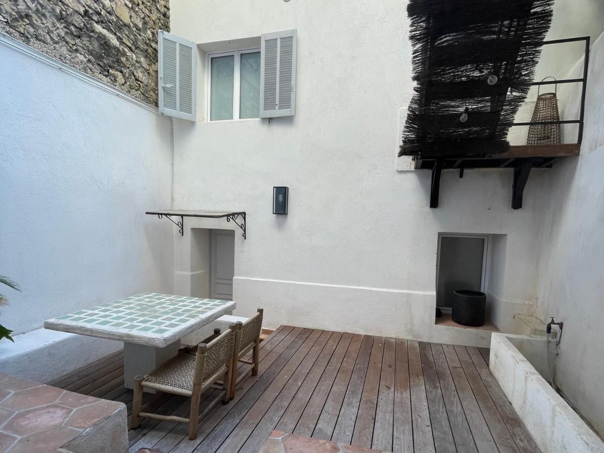 Residence Les Hauts De Saint Charles Marseille Exteriör bild